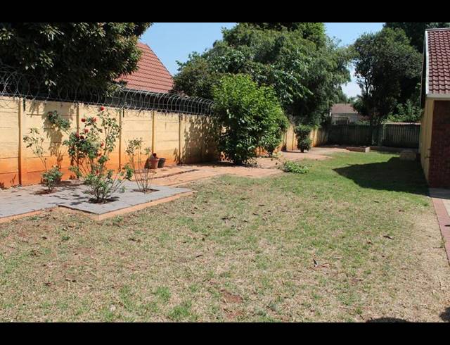 4 BEDROOM HOUSE FOR SALE IN BEDFORDVIEW